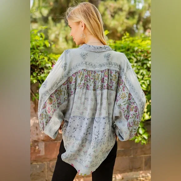 #317 CLOSEOUT FIRM 🌸New Boho Embroidered Batwing Button Up Blouse - Picture 2 of 3